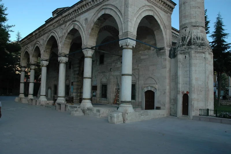 Hatuniye mečetė (Hatuniye Camii) Tokate: Bayazid II kulija