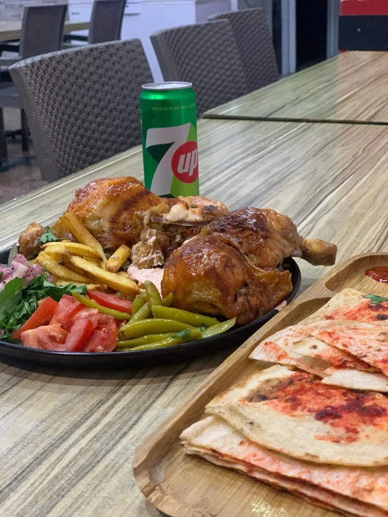 Пилешка скара