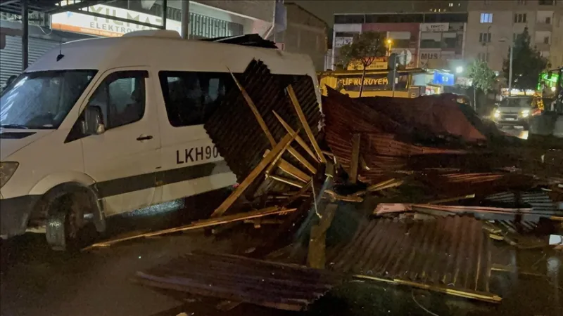 Storm negatively affected life in Istanbul