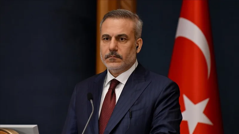 El ministro de Asuntos Exteriores, Fidan, viajará mañana a Pakistán para asistir a una reunión en la que se abordarán los acontecimientos en la región