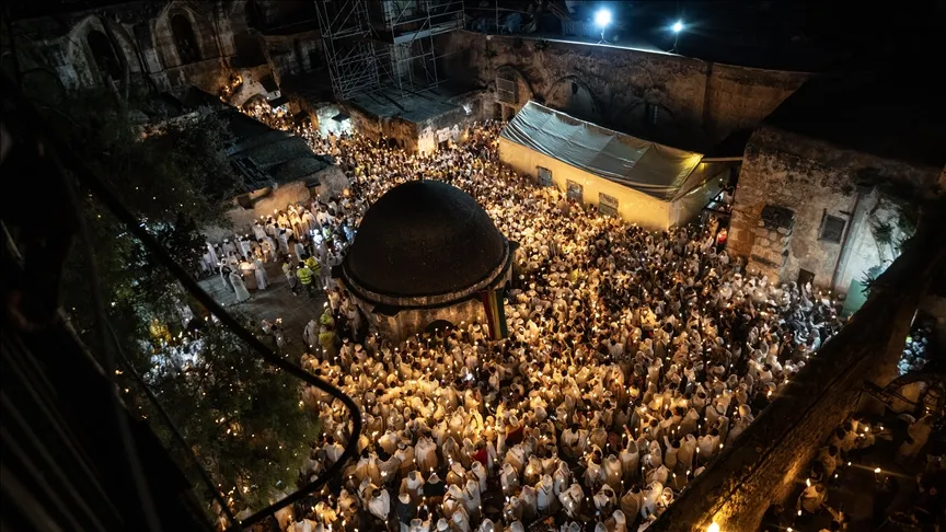 La police israélienne a empêché le patriarche catholique d'entrer dans l'église de la Résurrection à Jérusalem-Est, sous occupation, lors de ses fêtes religieuses
