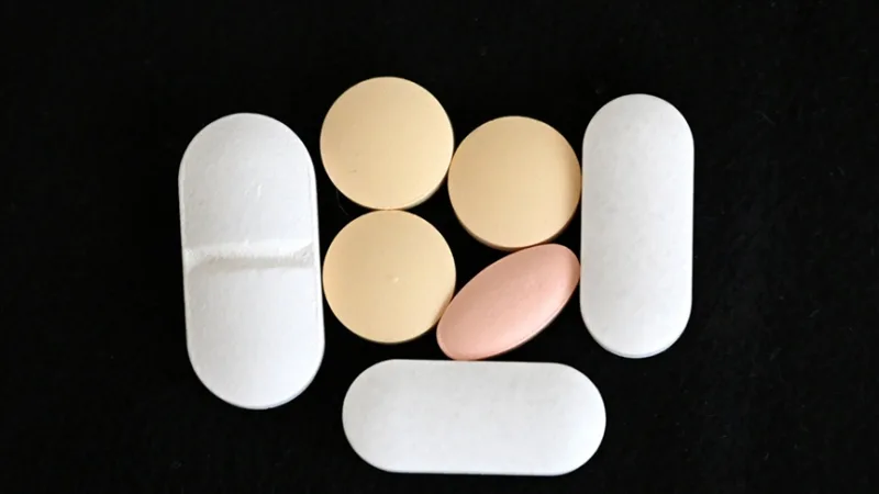 Estados Unidos ha impuesto un arancel del 100 % a algunos medicamentos importados patentados y ha ajustado los aranceles sobre los metales