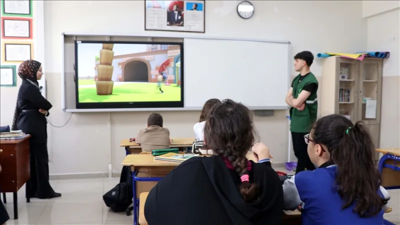 Yeşilay impartió formación sobre la lucha contra las adicciones a 7 550 personas en Elazığ el año pasado