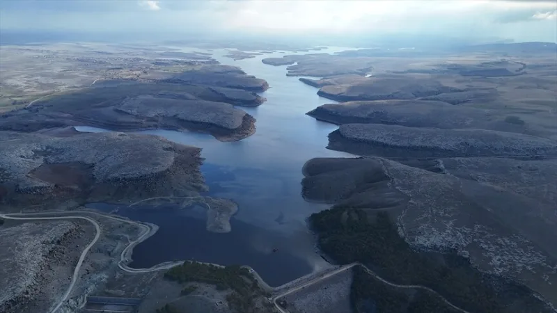 O nível de enchimento da barragem de Mamasın, em Aksaray, atingiu os 30%