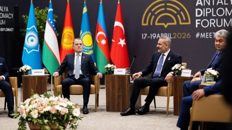 Fidan hostil neformální zasedání Rady ministrů zahraničních věcí TDT v rámci ADF