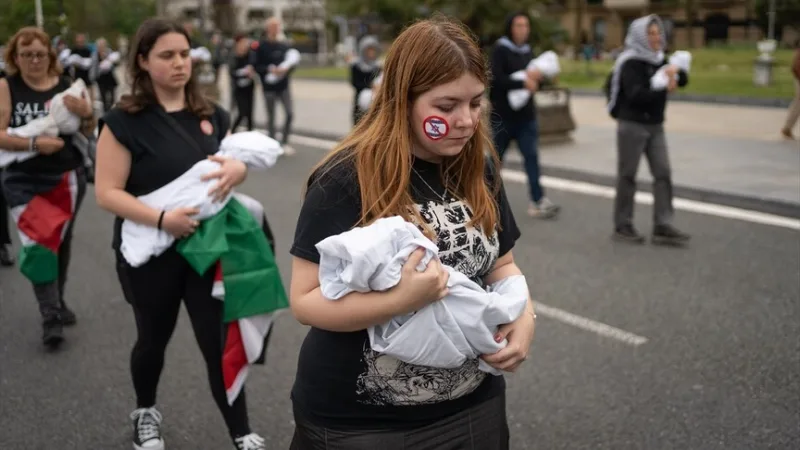 Európában tüntetéseket szerveztek Palesztina támogatására