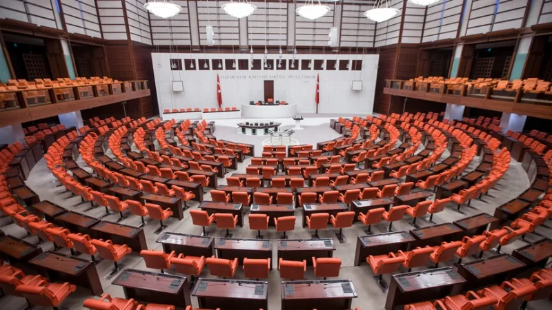 국회의 면책권 신청 건수가 1052건에 달했다